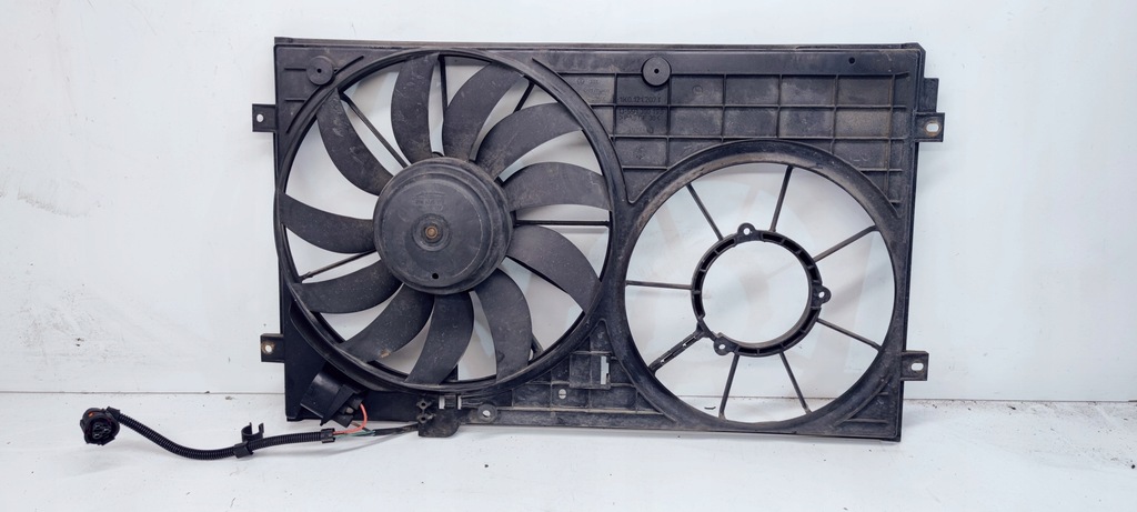 фото №1, Корпус вентиляторов audi vw seat 1k0121207t