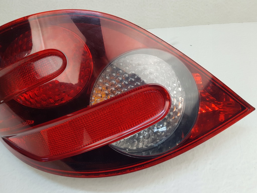 фото №2, Mercedes r w251 лампа задня ліва задня оригінал