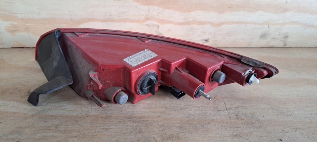 фото №2, Лампа задняя левая renault laguna iii 3 coupe 265550005r