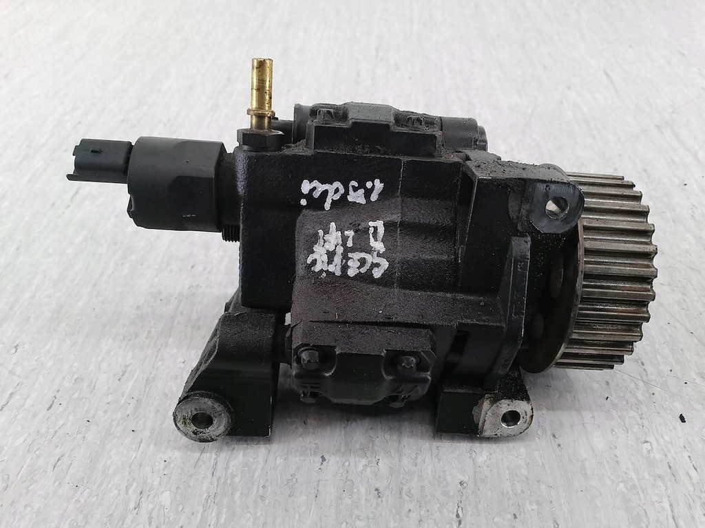 фото №1, Насос упорскування renault grand scenic ii 8200663258 h82286029 5ws40153 1.5