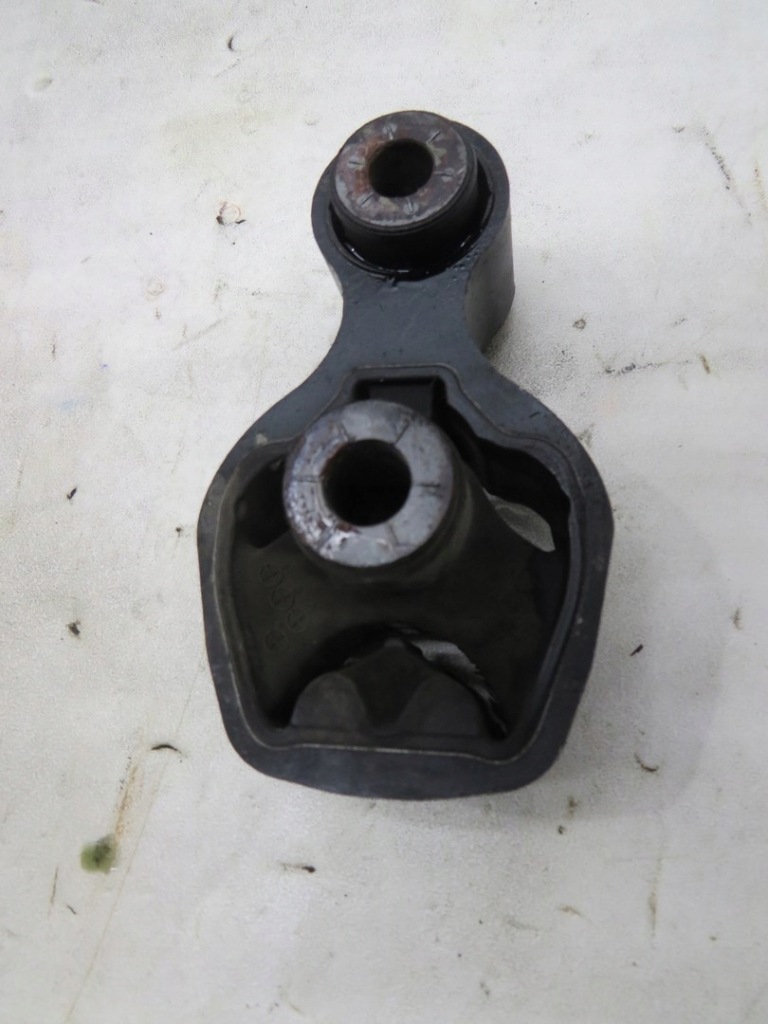 фото №3, Кронштейн подушка двигуна mazda 3 bm 2.2 d