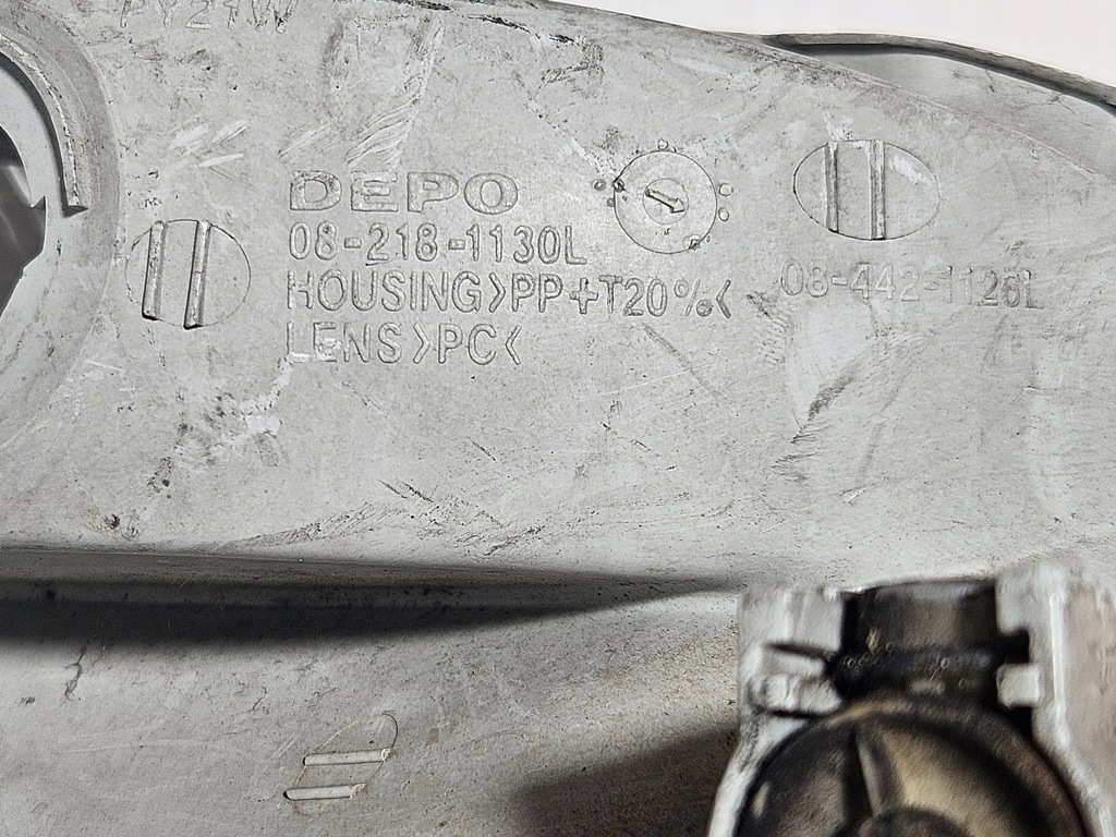 фото №9, Opel agila a 2000 лампа передняя левая сторона