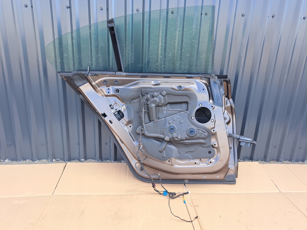 фото №11, Левая дверь задняя bmw 6 f06 lak. x11 доводчик keyless