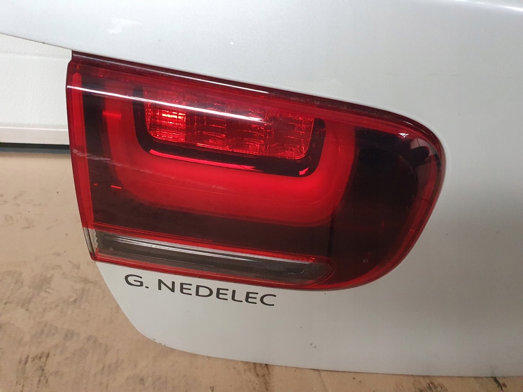 фото №10, Кришка багажника задня комплектна лампа камера citroen c4 cactus комплект