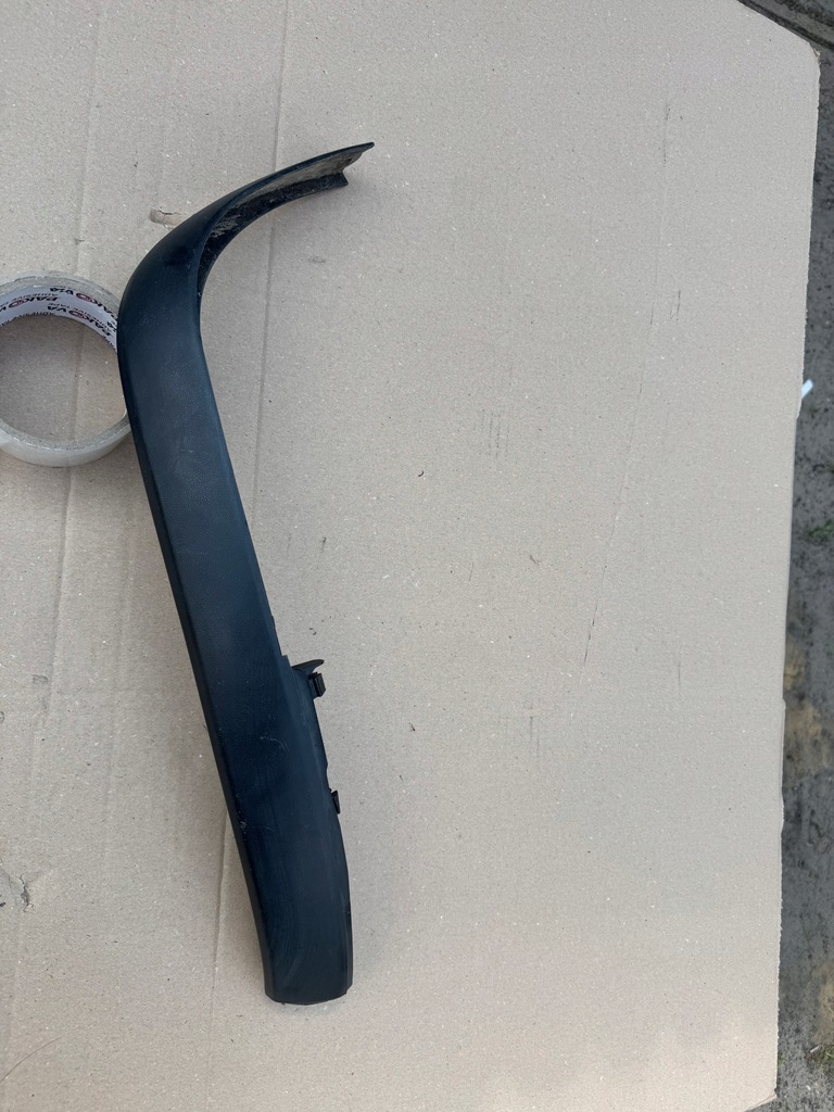 фото №1, Vw tiguan stylizacja r-line молдинг бампера правый задняя 5n0854818f