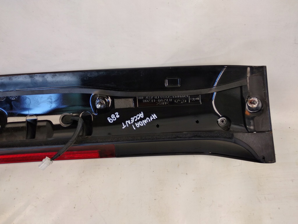 фото №9, Hyundai accent iii hb накладка спойлер задній 2005-11