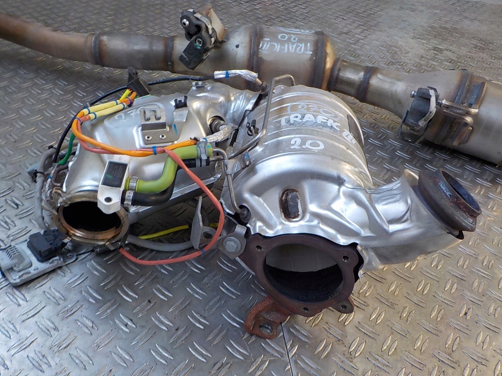 фото №12, Trafic iii 2.0 lift катализатор выхлоп dpf adblue