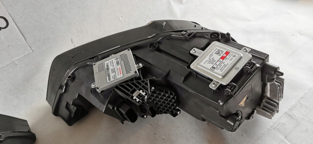 фото №13, Audi a1 lift ксенон лівий правий фара повний