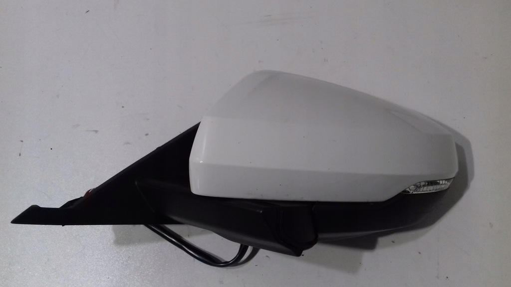 фото №1, Зеркало левая audi a1 8 pin 2019