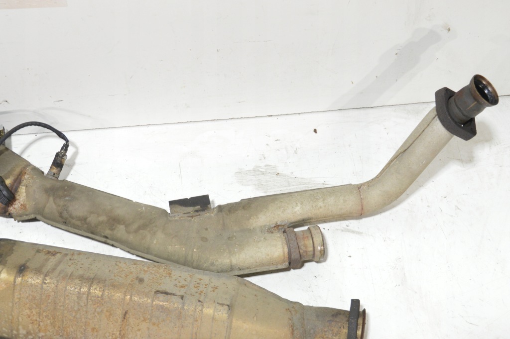 Каталізатори комплект v12 mercedes w140 s klasa 600sel 1404908514 1404907914 в Україні