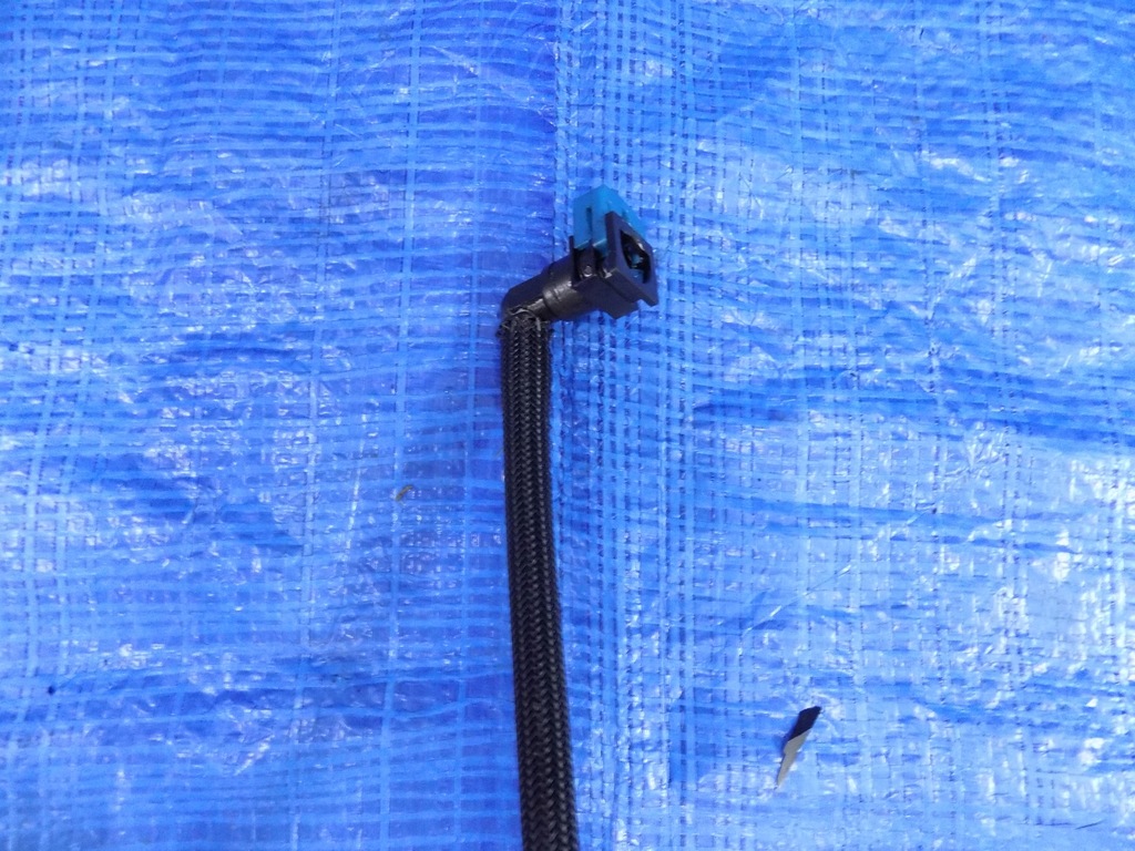 фото №3, Шланг трубка wąż топлива ranger iii 2,2tdci 12-