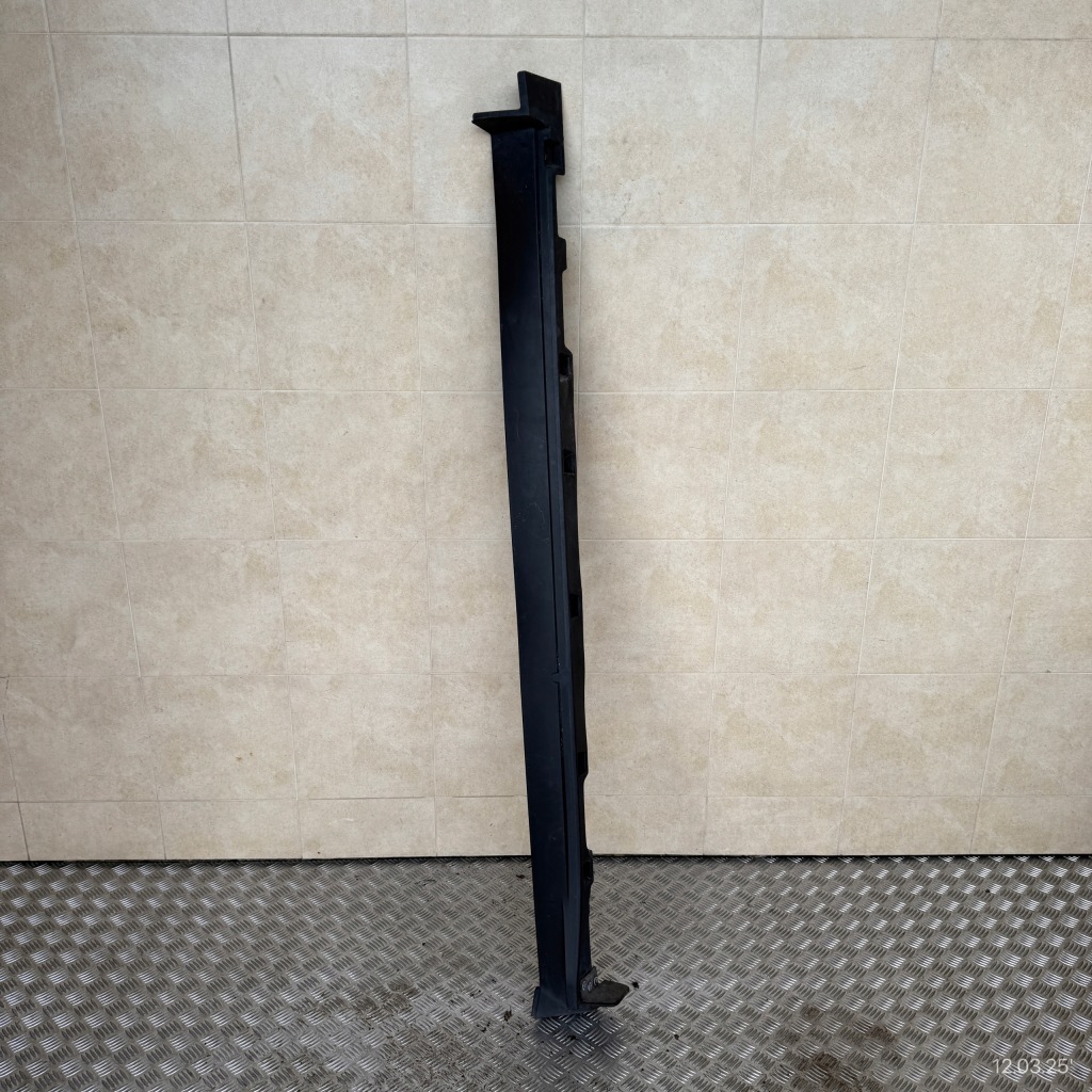 Купить Молдинг порог правый  порог jaguar e-pace j9c3-10154-a-pia-03