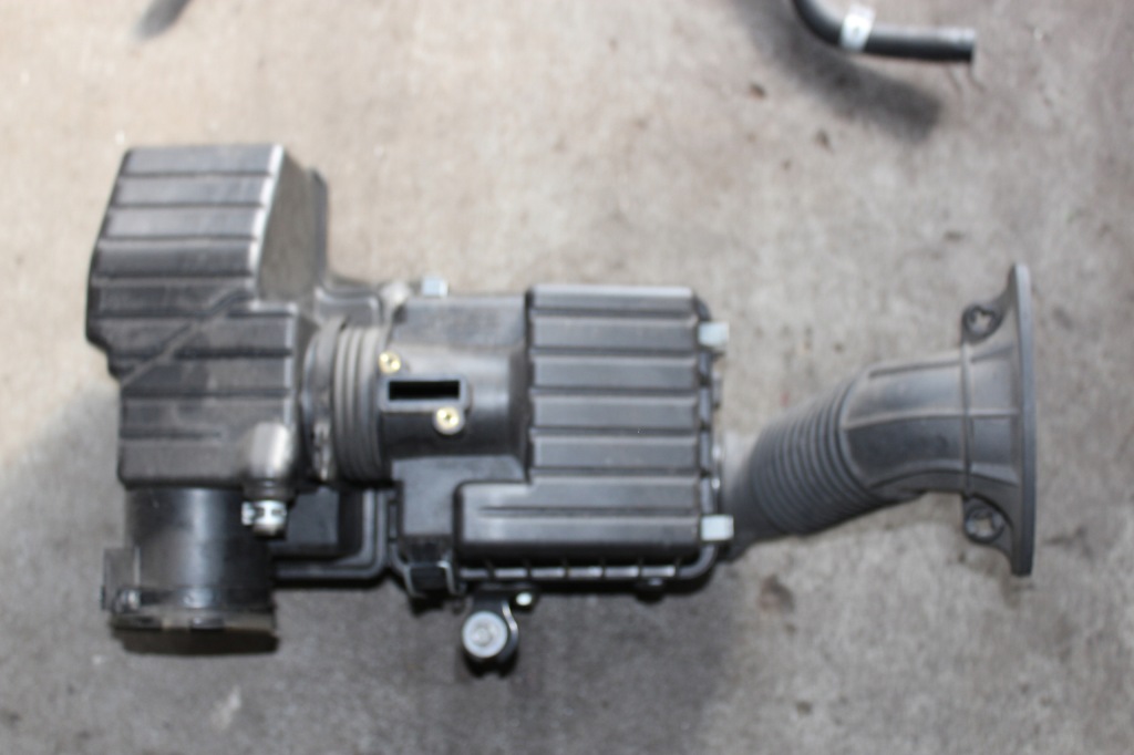 фото №1, Honda insight 09-14 1.3 корпус фильтра воздуха