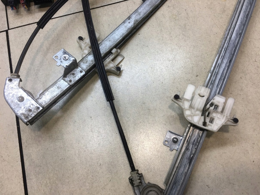 фото №10, Підйомник скло правий перед 807 2.0 hdi