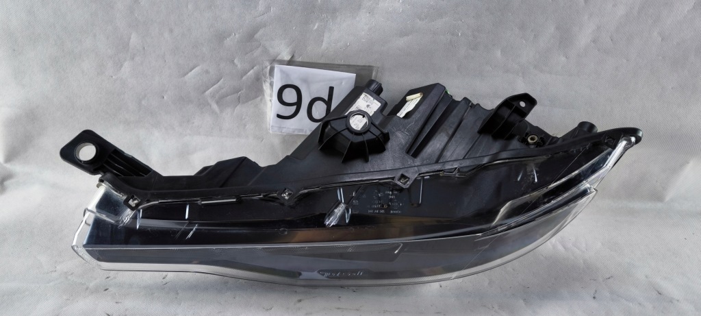 Maserati levante рестайлінг  full led лівий фара фара 6701038320 Оригінал