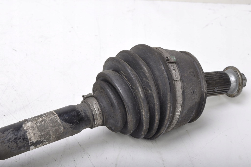 фото №6, Mercedes w176 приводной вал правая длинная a2463307700