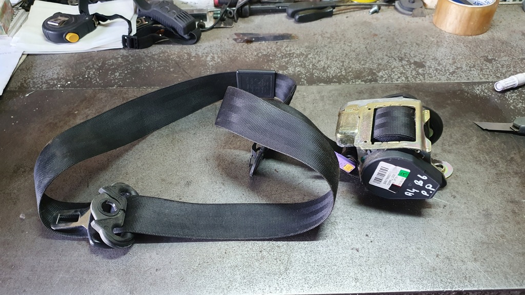 фото №1, Audi a4 b6 - pas правый перед 8e0857706f