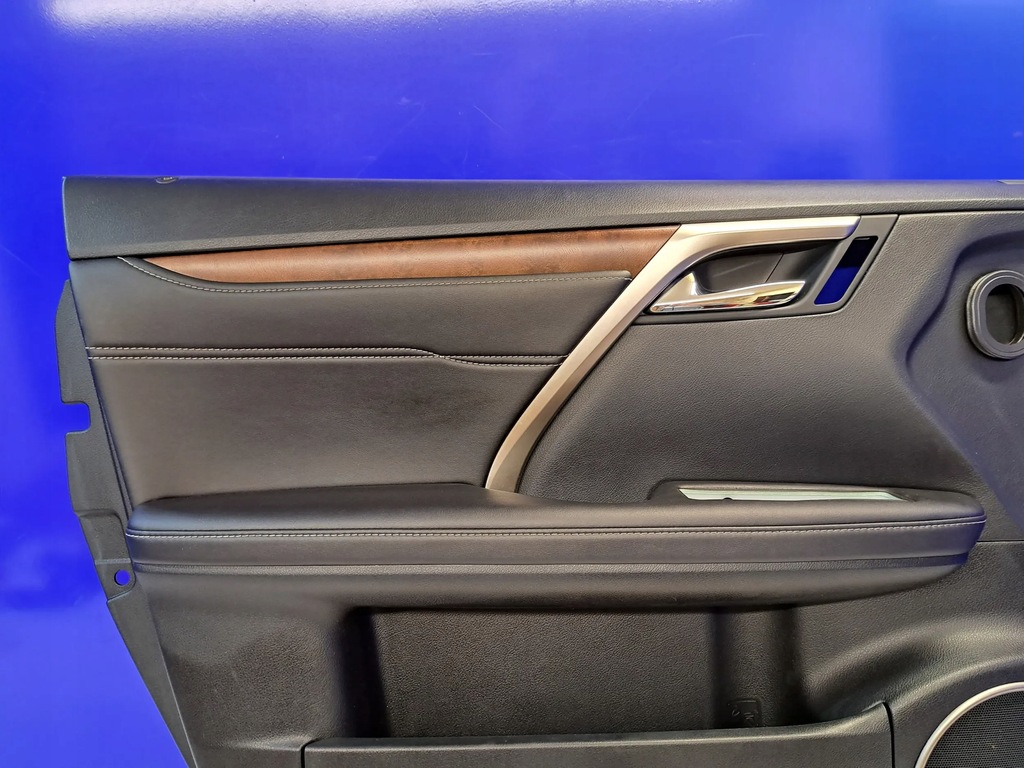 фото №3, Lexus rx 450h 2021 обшивки дверь