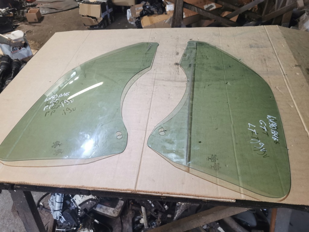 фото №1, Скло двері права ліва mercedes w 190 amg gt 2017r