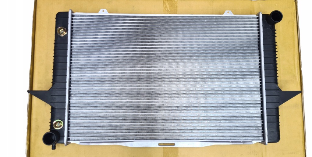 Купить Радиатор воды hella volvo c70 1 2.0 2.3 1997-