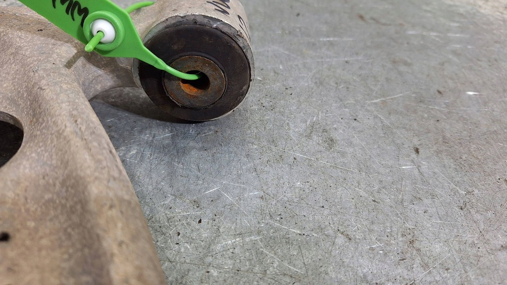 фото №6, Важіль лівий перед 3c0407153b vw passat b6 audi a3 s3 8p 2.0 tdi