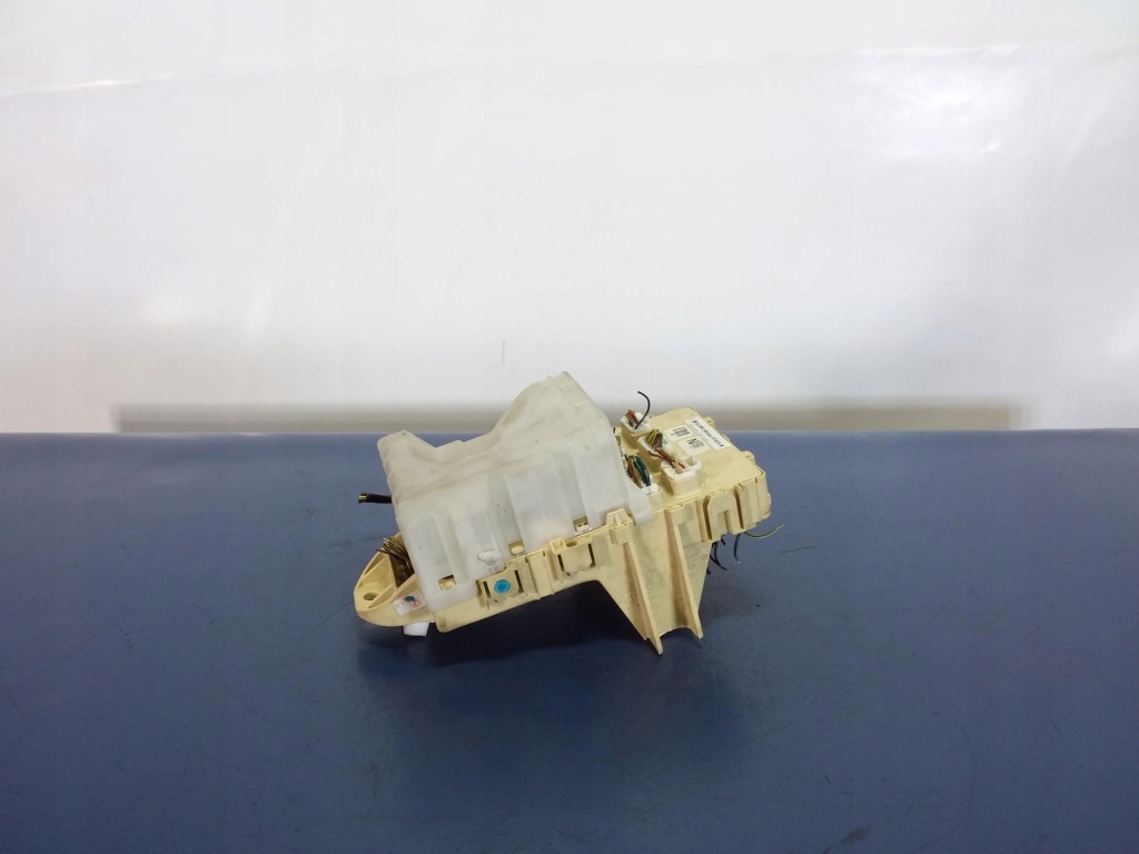 фото №1, Toyota yaris i коробка запобіжників 82730-0d040