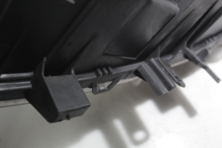 фото №6, Лампа правая передняя renault laguna iii