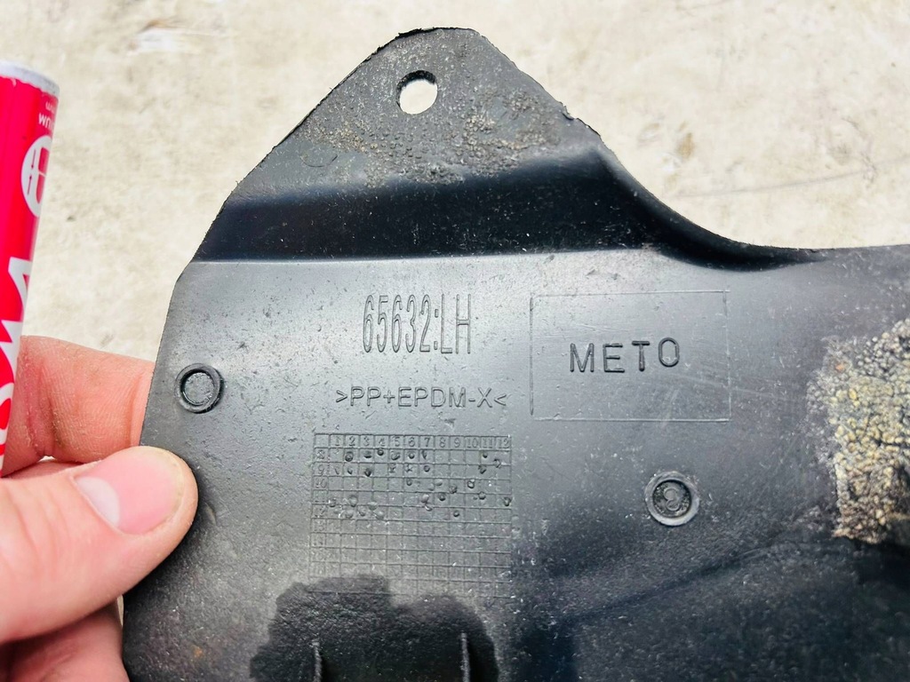 фото №9, Avensis t27 брызговик завершение порог задние левый задняя