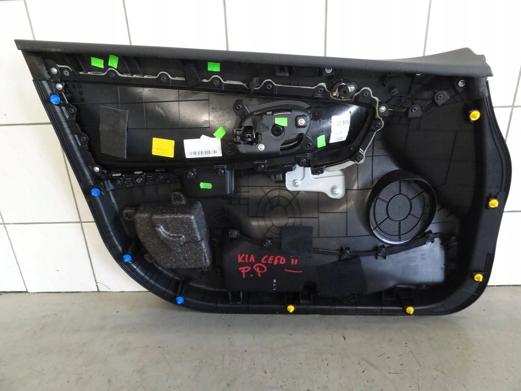 фото №2, Kia ceed ii 2014 обшивка оббивка двері правий перед передня