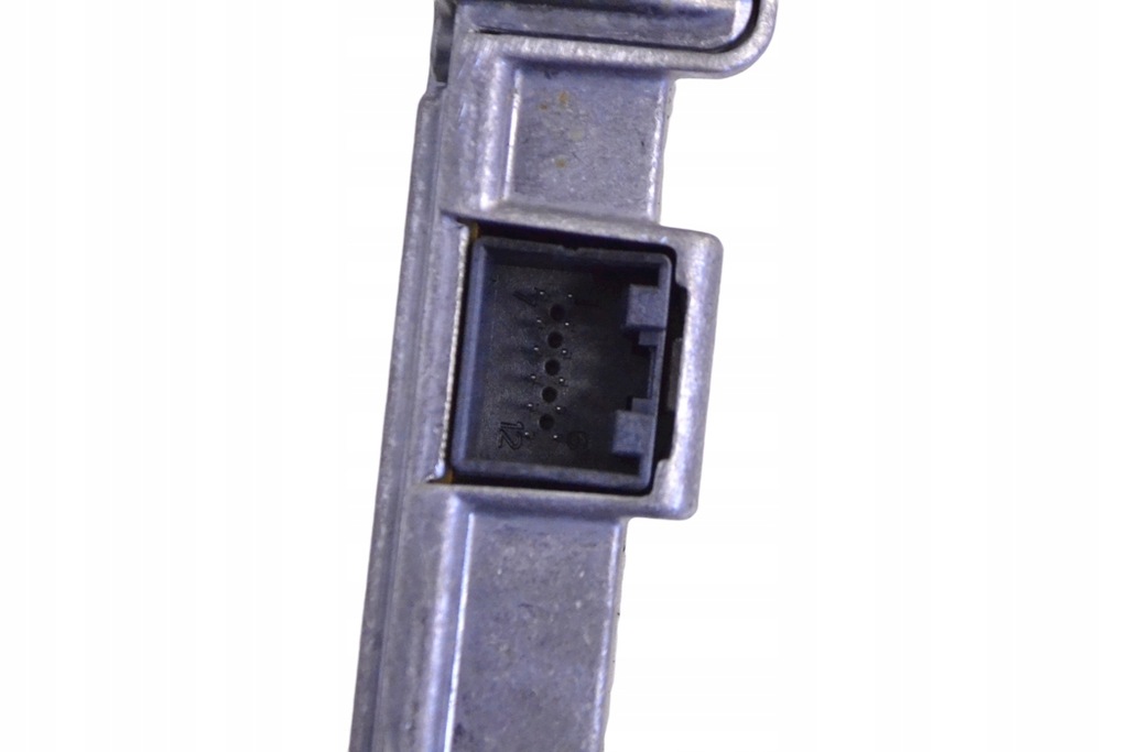 фото №5, Jaguar xe x760 2.0 d 2016 rhd передня камера допоміжна рух na панель ru