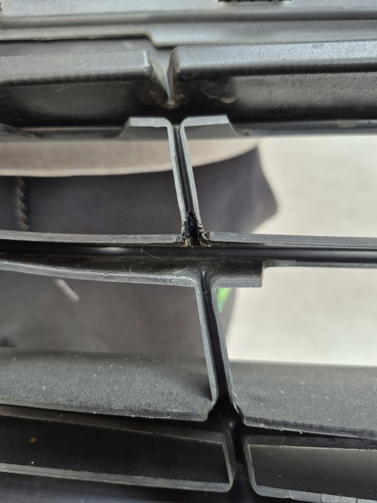 фото №9, Dacia spring 21- бампер перед передній 620228635r