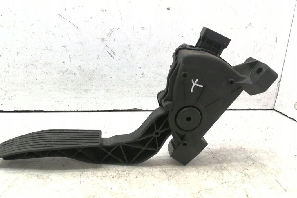 фото №9, Педаль газу opel signum 9186725 2.2l бензиновий 114kw 2004