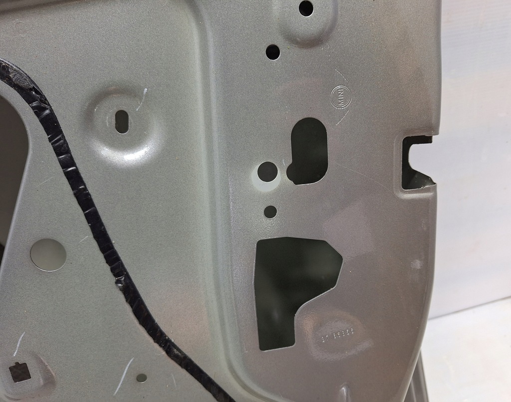 фото №13, Mini clubman f54 дверь правое передние перед