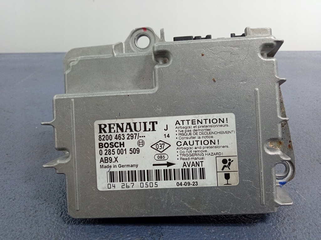 фото №11, Renault modus 04- приборная панель консоль подушки безопасности ремни kpl