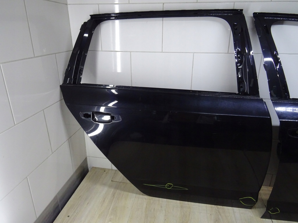 фото №1, Skoda octavia iii 3 двері правий задня