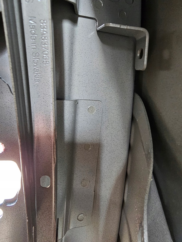 фото №8, Audi q3 83a sportback двері праве перед audi оригінальний номер ładne молдинг