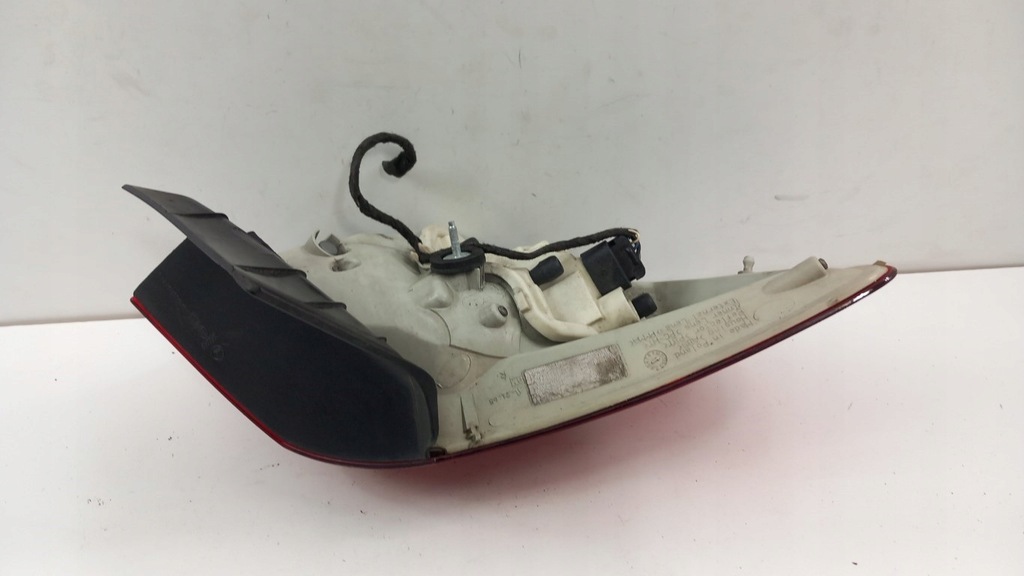 фото №3, Opel astra j hb лампа задняя правая