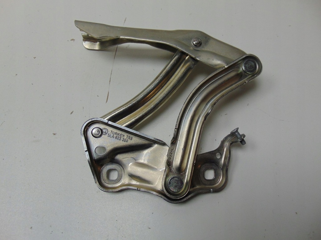 фото №1, Петля капот левый skoda enyaq 5la823301 новый оригинал