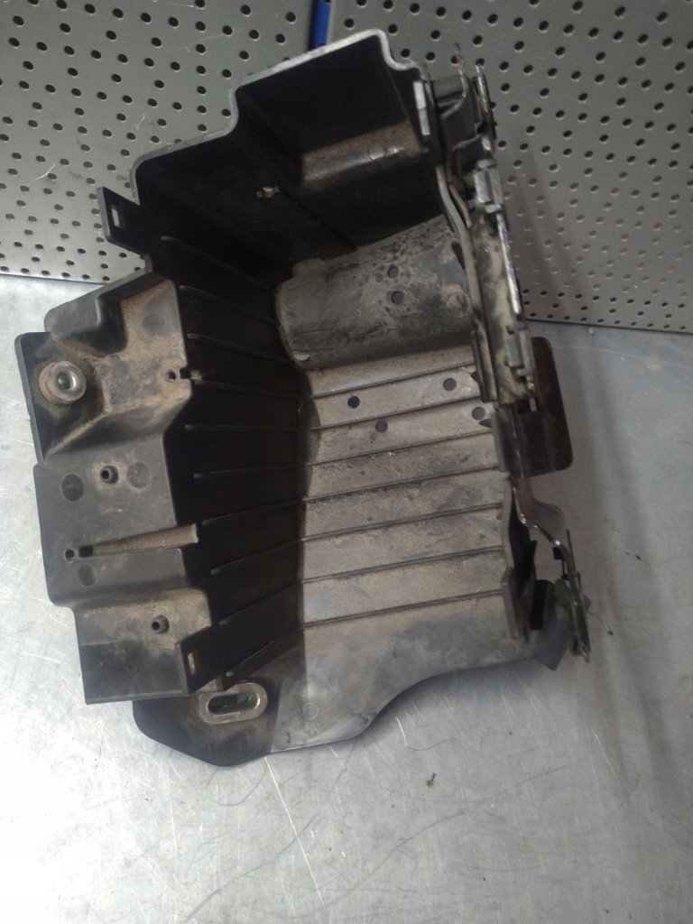 фото №1, Grand cherokee wk2 11-13r основа запобіжників