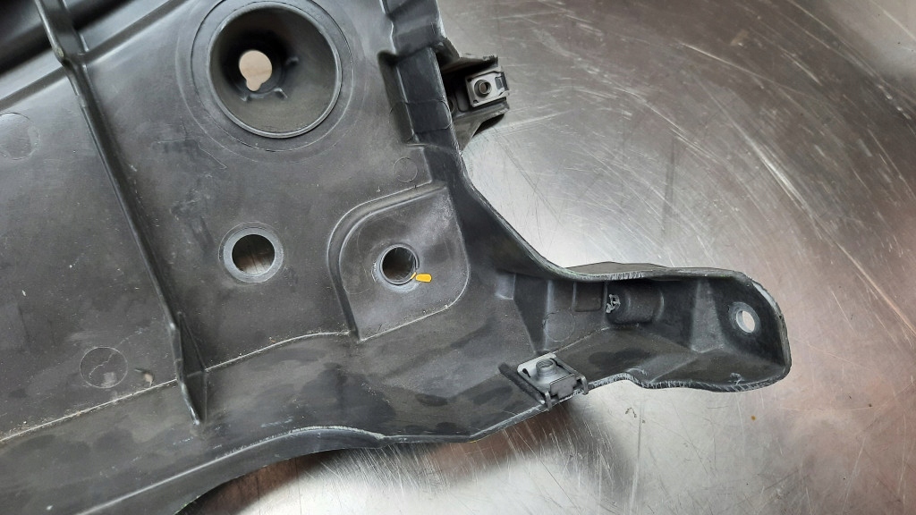 фото №7, Напрямна бампера лівий перед 31391777 volvo xc90 ii