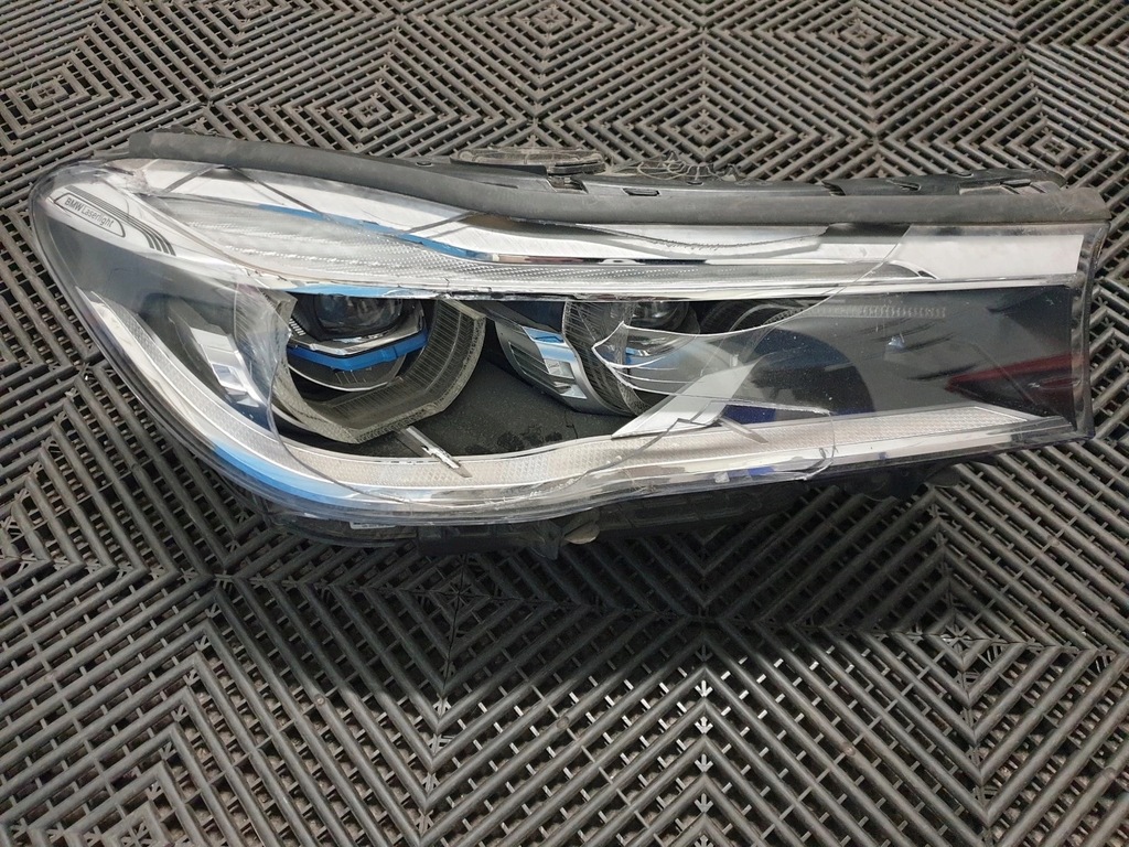 фото №1, Лампа правая перед bmw 7 g11 g12 laser 2015-