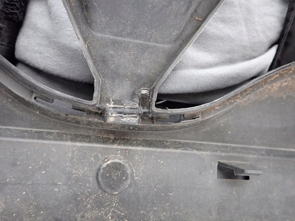 Renault scenic 3 рестайлинг  13-16 бампер перед передний pdc Оригинал