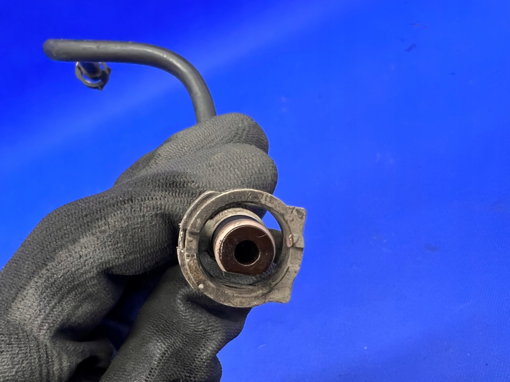 Audi a6 c7 труба шланг воды 4g0121081ae Оригинал