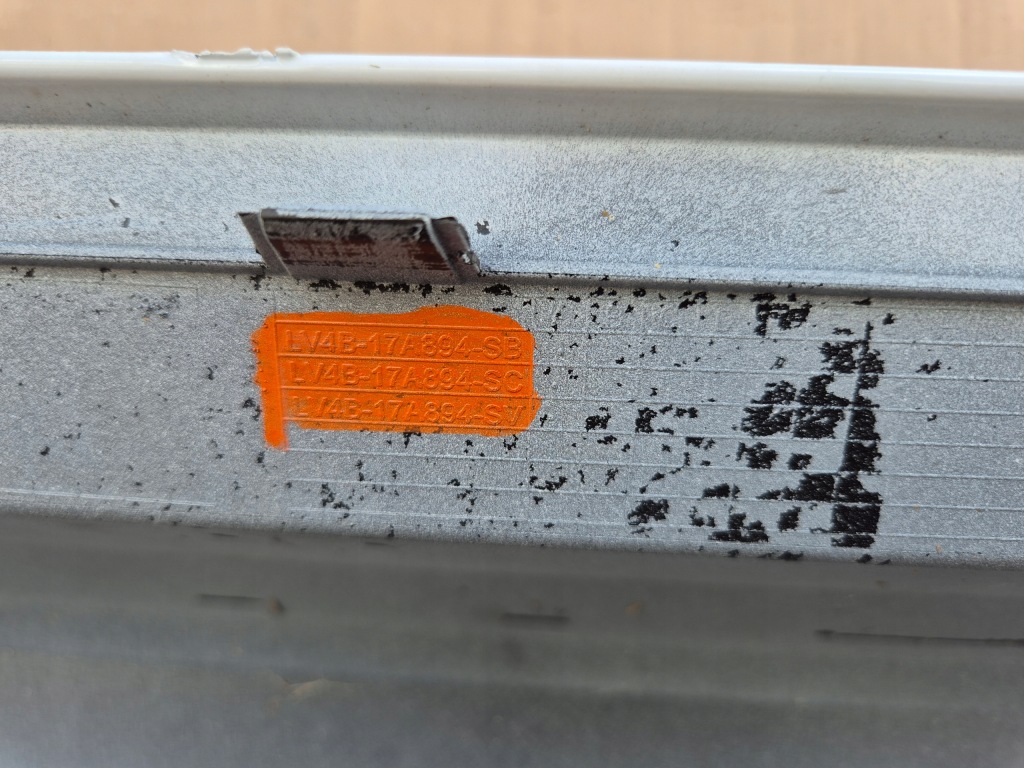 фото №13, Ford kuga mk3 st-line 19r .бампер задняя a621