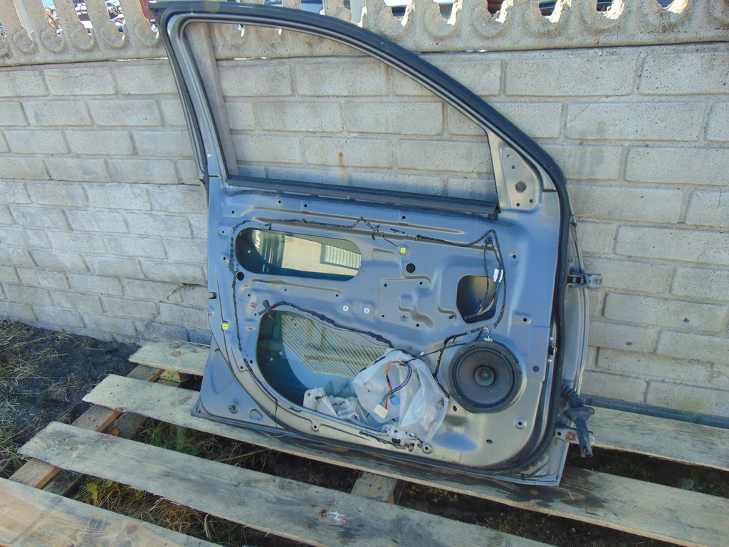 фото №10, Дверь левый перед peugeot 4007 a39