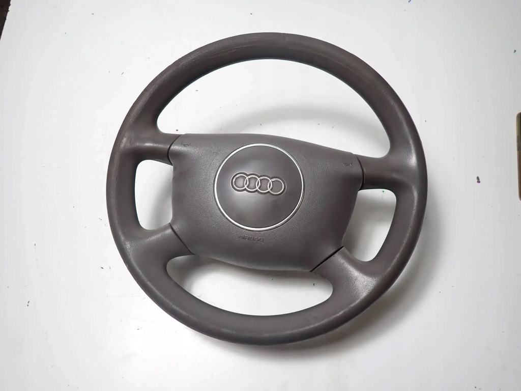 фото №1, Воздуховод подушка безопасности audi a4 b6 четырёхлучевая