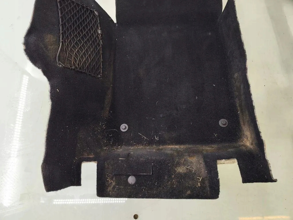 фото №14, Килимок салону mercedes-benz glk x204 a2046808640 2.2l дизель 125kw 2015