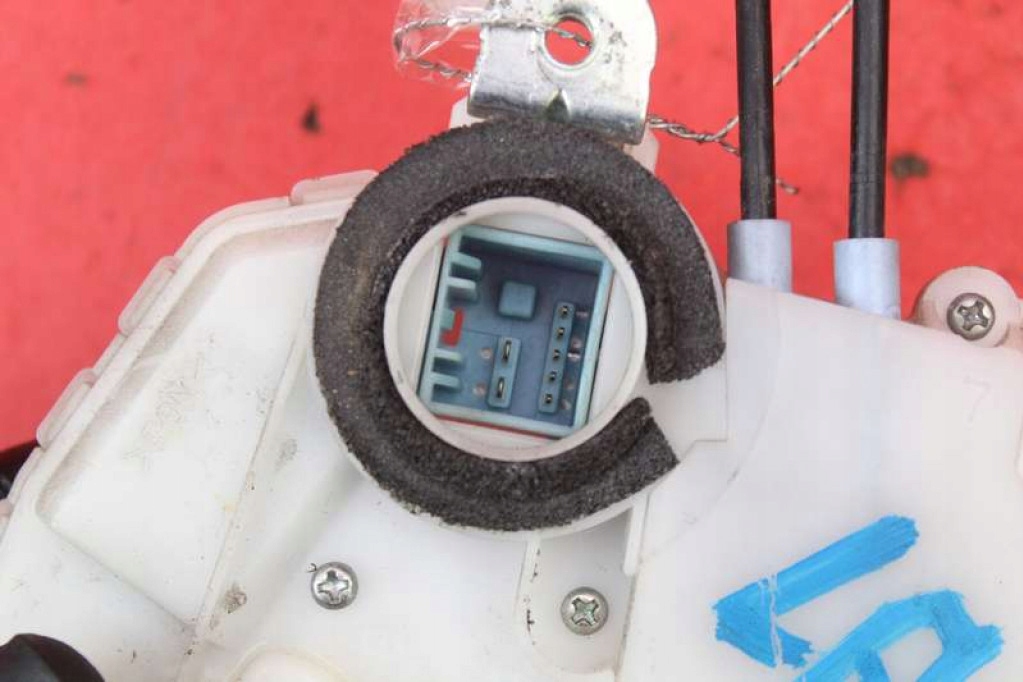 фото №7, Замок двері лівий перед передній eu honda civic 8 viii 05-08