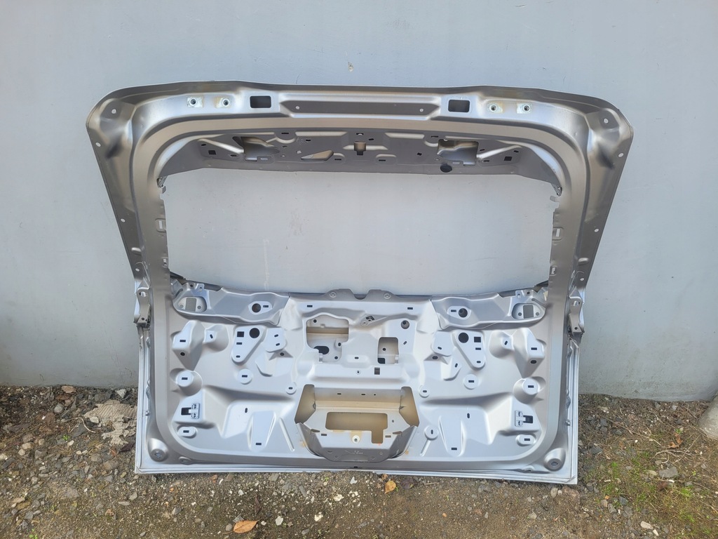 фото №5, Крышка багажника задняя peugeot 2008 ii