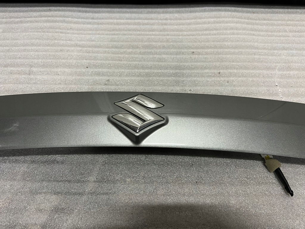 фото №6, Suzuki vitara накладка крышки rok 2020 цвет a9g